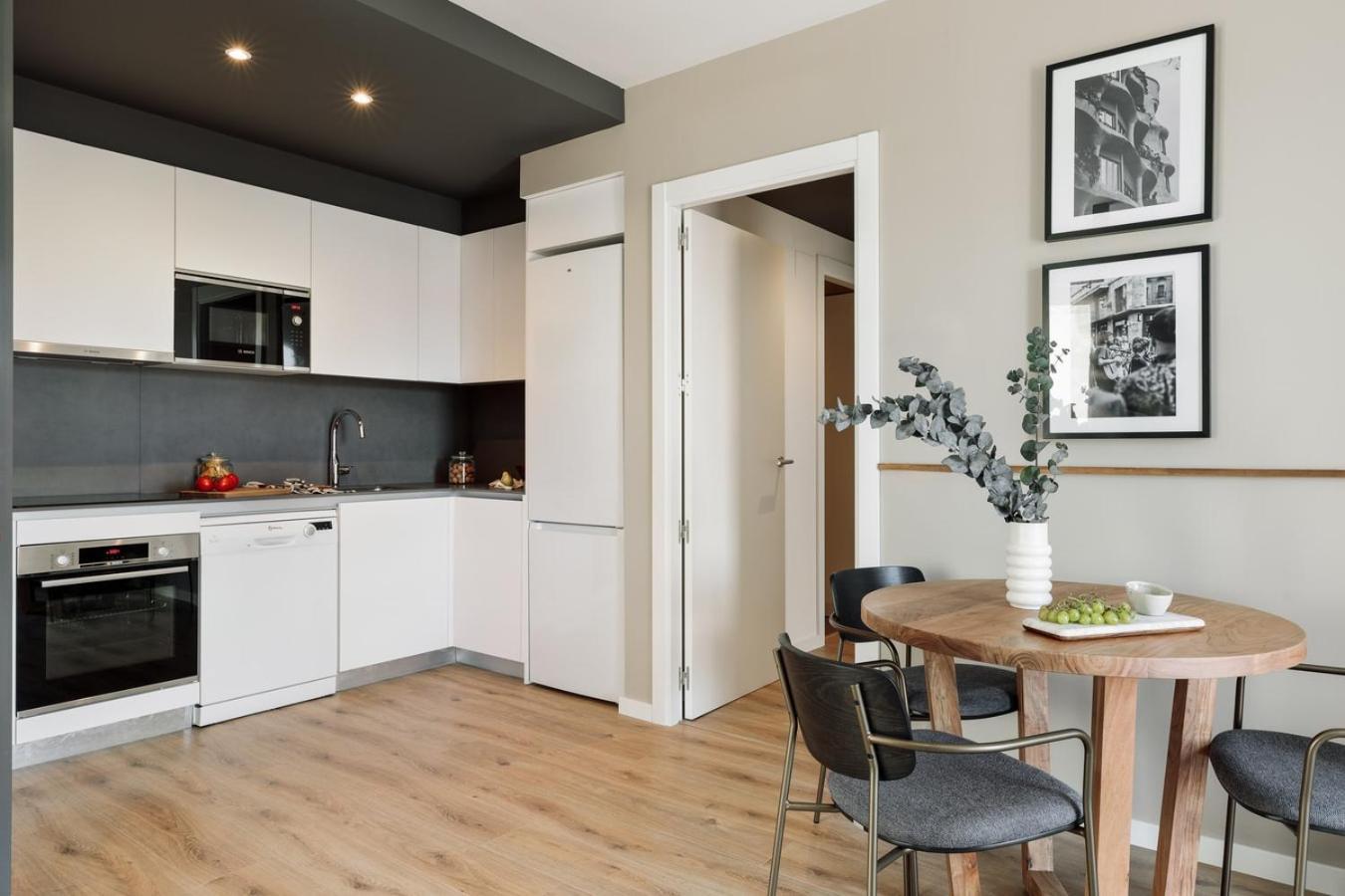 Apartment Roc - 2 Bedrooms In Poblenou *